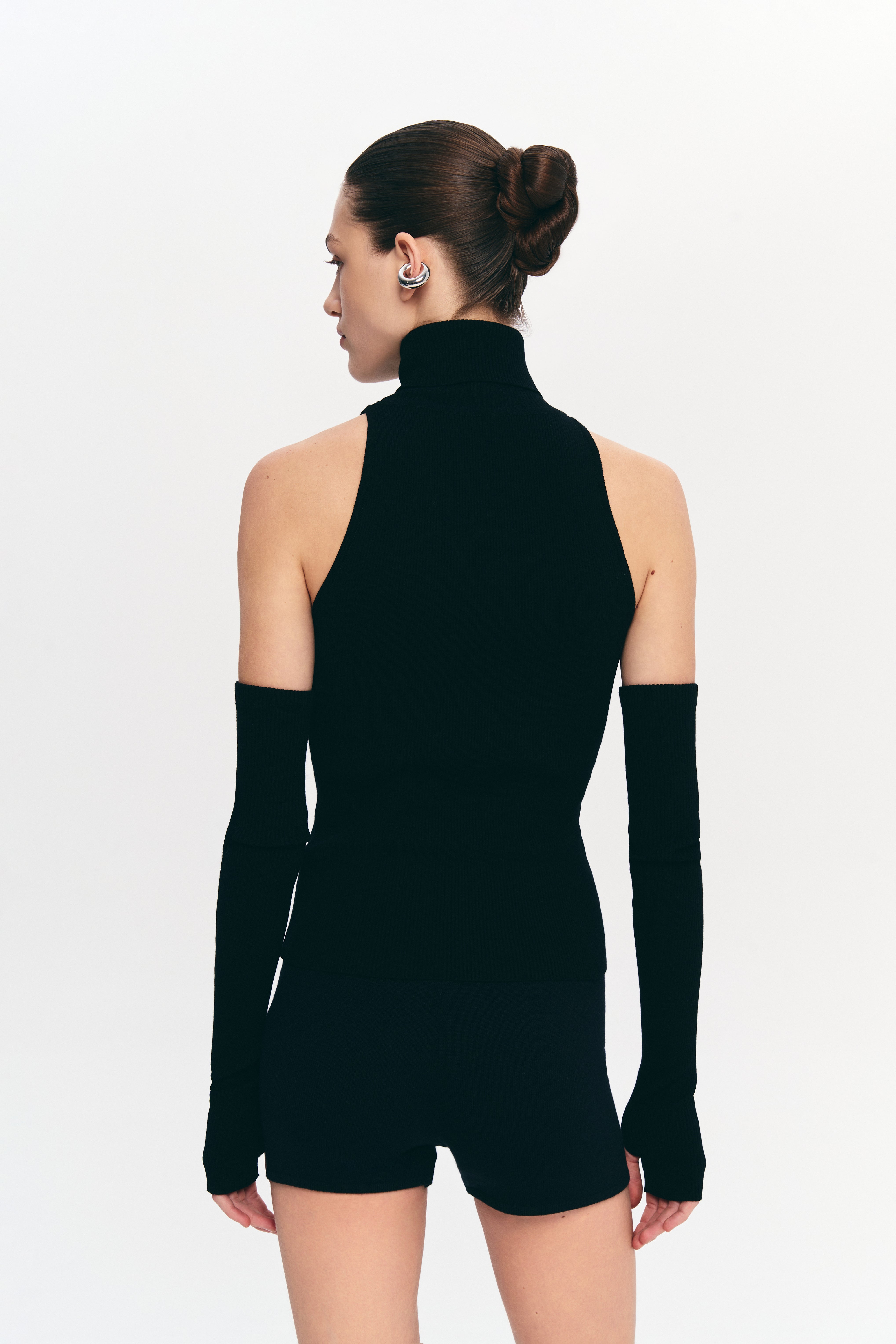 Топ з високим горлом та мітенками - Чорний